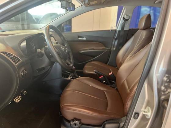 HYUNDAI HB20X 1.6 16V PREMIUM FLEX 4P AUTOMÁTICO